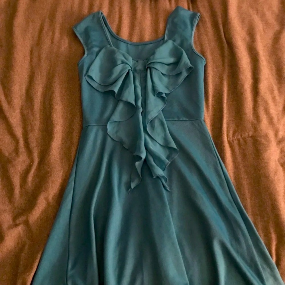 Womens Small Bow dress